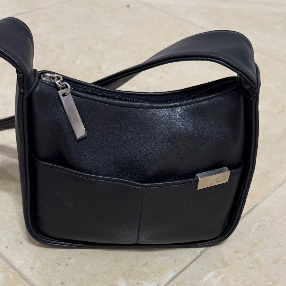 Fratelli Rossetti Black Messenger Bag with Minimalist Design Vinyl Pursue - Picture 2 of 7